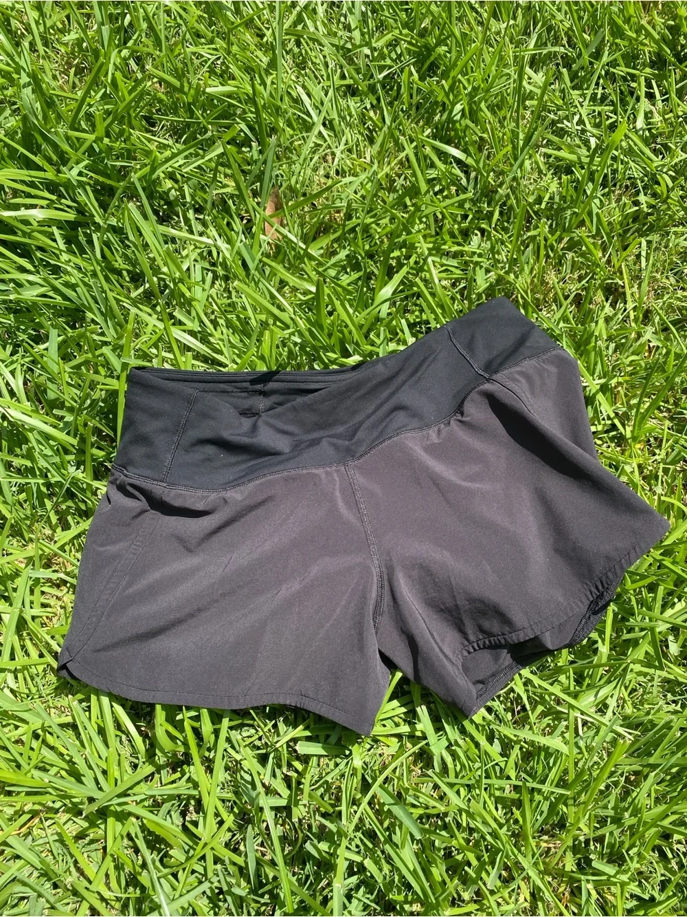 lululemon speed up shorts